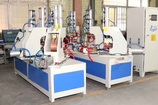 ইলেকট্রিক আইবিসি টোট কেজ ওয়েল্ডিং মেশিন 50Hz পিএলসি কন্ট্রোল 225KVA 11