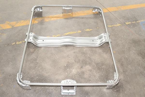 ইলেকট্রিক আইবিসি টোট কেজ ওয়েল্ডিং মেশিন 50Hz পিএলসি কন্ট্রোল 225KVA 12